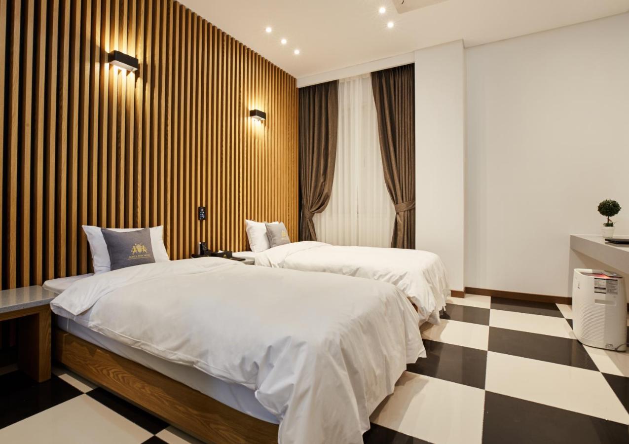 ควางจู โนเบิล สเตย์ โฮเทล Hotel Gwangju Metropolitan City ภายนอก รูปภาพ
