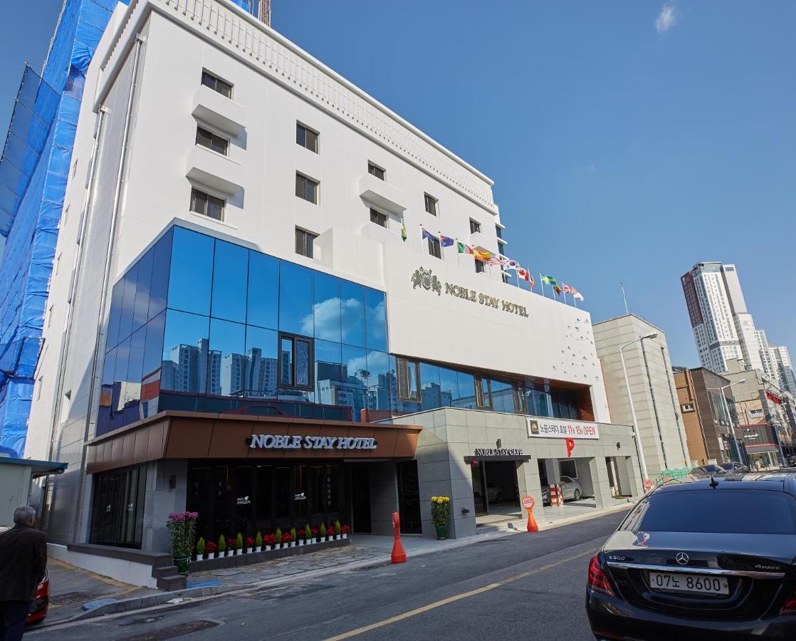 ควางจู โนเบิล สเตย์ โฮเทล Hotel Gwangju Metropolitan City ภายนอก รูปภาพ